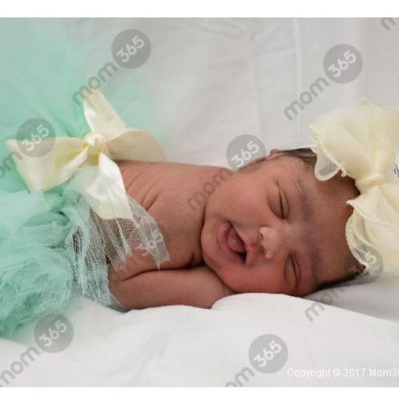 Meet your Posher, Lorna - Picture 1 of 1